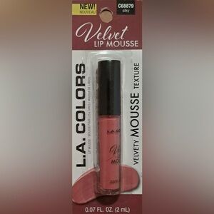 🆕 *5/$20*  L.A. Colors “Silky” Velvet Lip Mousse. Wear alone or w/liner & gloss